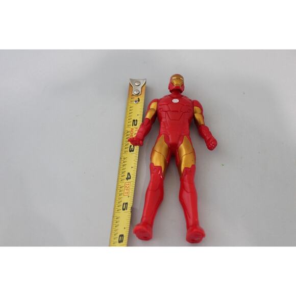 Hasbro Marvel Legends Iron Man 6" Action Figure 2015 Comics Moving Arms & Head - Picture 4 of 4